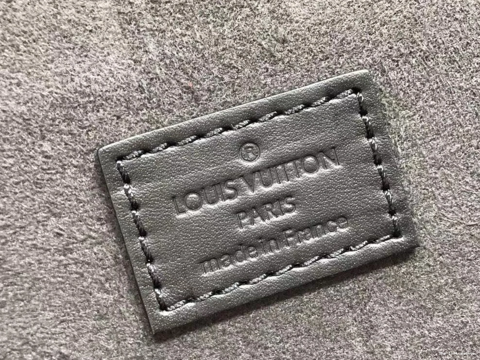 LV WATCH CUSTOM BOX 0714